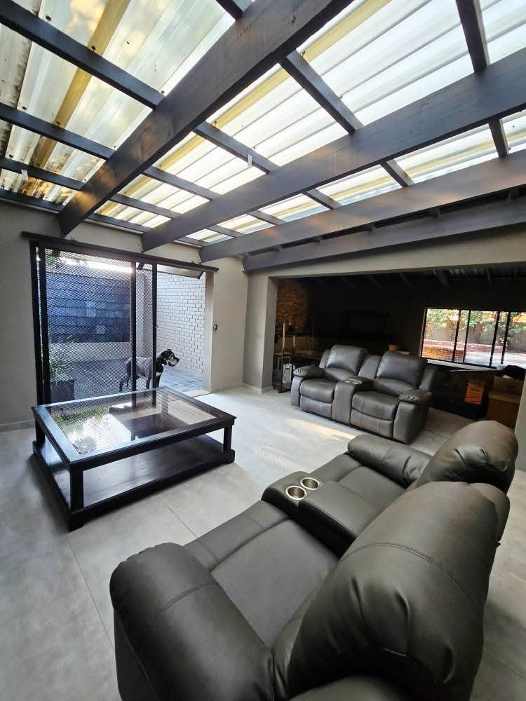 5 Bedroom Property for Sale in Irene Park North West